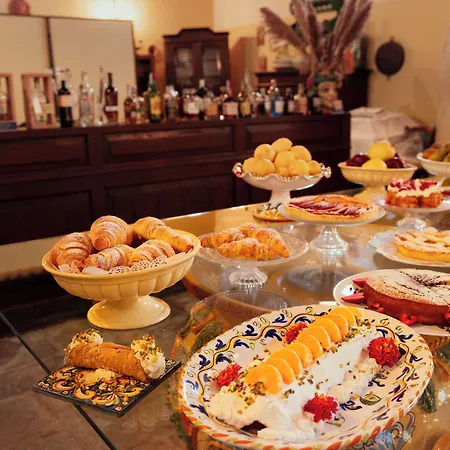 Hotel Giulia 4*