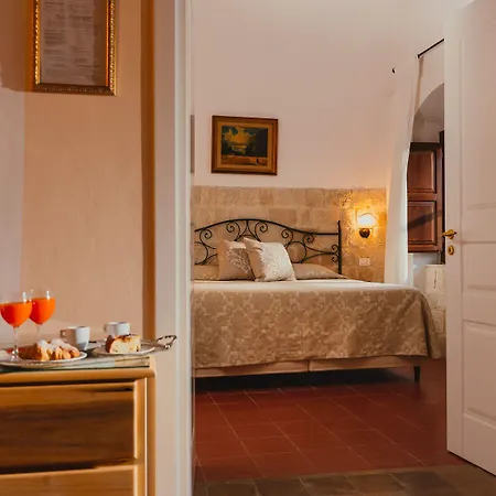 Giulia Hotel 4*