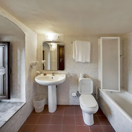 Giulia Hotel 4*