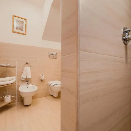 Hotel Giulia 4*