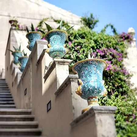 Giulia Hotel