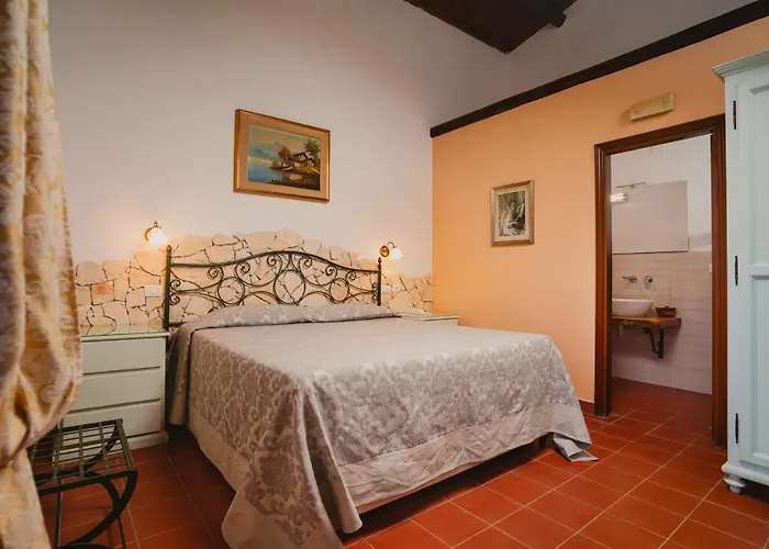 Giulia Hotel 4*