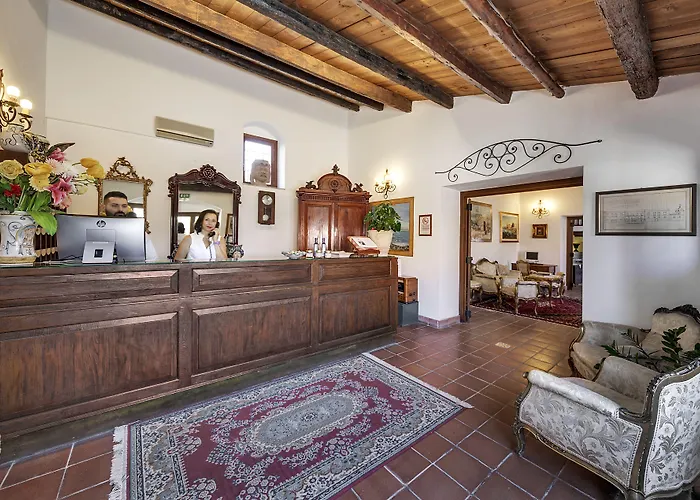 Giulia Hotel 4*